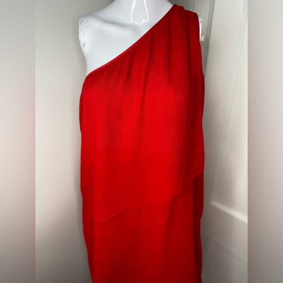 Michael Kors Elegant Scarlet Red One-Shoulder Dress - Picture 2 of 11